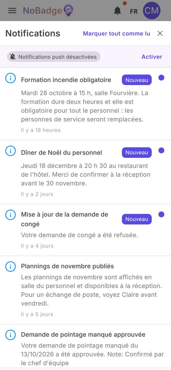 Panneau Notifications avec des demandes approuvées et refusées et de nouvelles communications